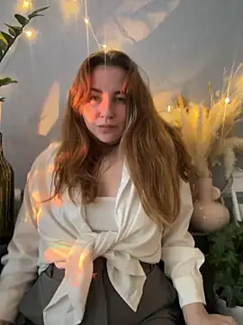 MayaMystic online show from September 29, 1:16 pm