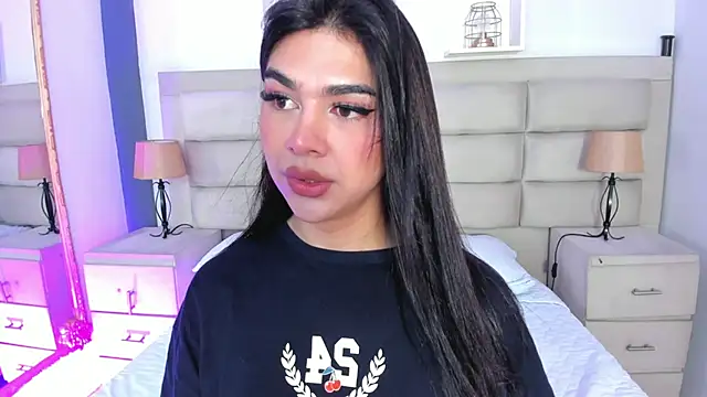 RoseCassie online show from September 16, 1:52 pm