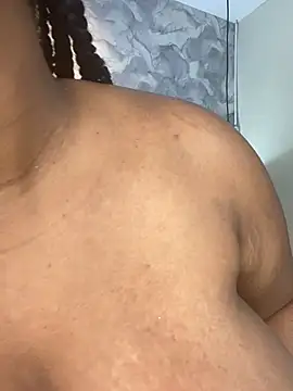 AinaraJimenez online show from March 31, 8:20 pm