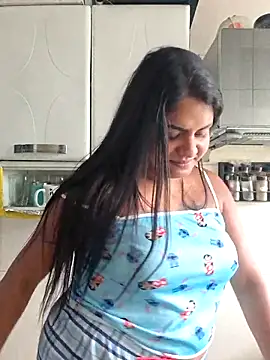 ppatriciarabello online show from December 17, 2:32 pm