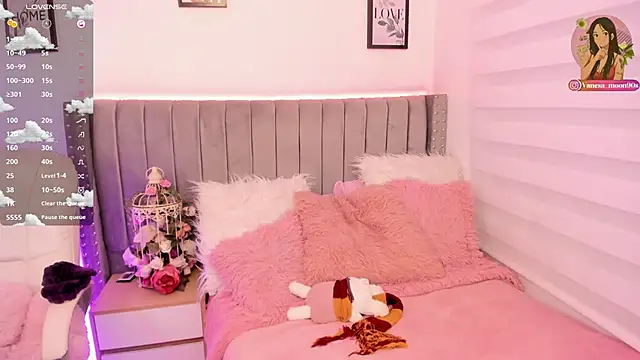 vanesa moon   online show from September 22, 11:36 pm