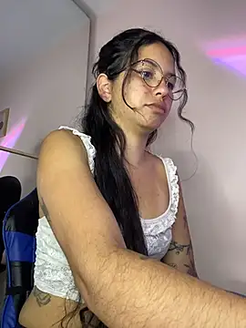 Rosita forever  online show from March 20, 8:25 pm