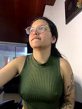 Rosita forever  online show from December 17, 4:00 pm