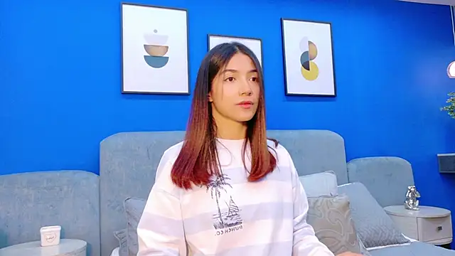 martina roldam online show from February 7, 8:35 pm