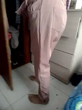 charlotes28 online show from April 2, 6:49 pm