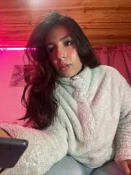 lauuraww online show from September 30, 2:12 pm