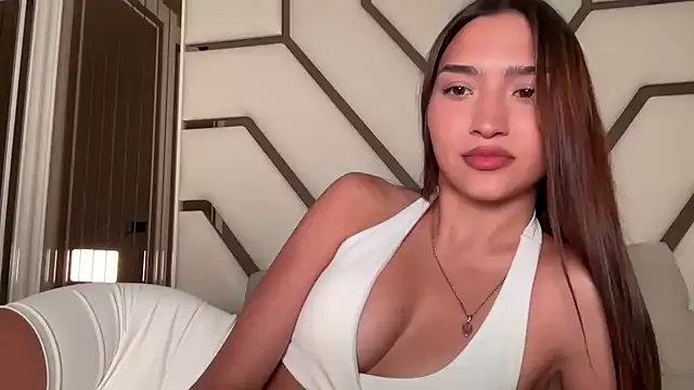 MilenaMilven online show from November 24, 8:44 pm