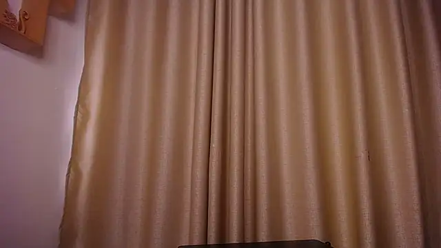 nikkystorm1  online show from April 16, 8:19 pm