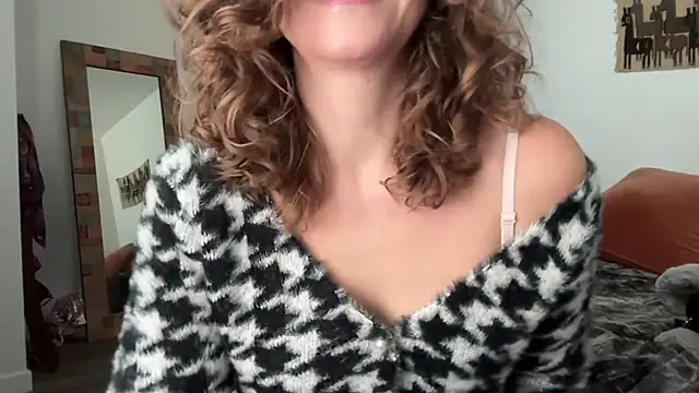 leahsparkles online show from November 24, 3:03 pm