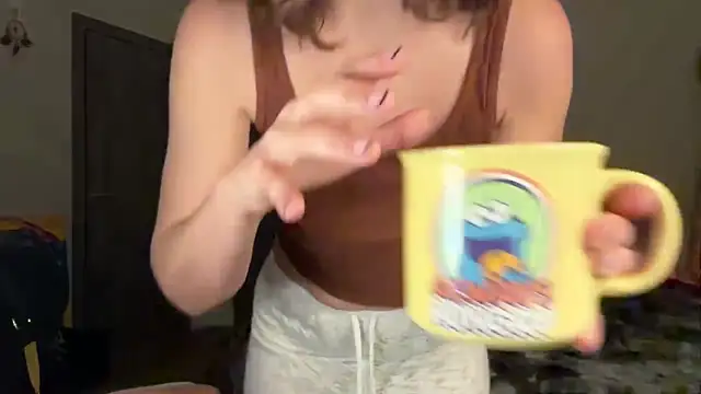 leahsparkles online show from May 9, 4:58 am