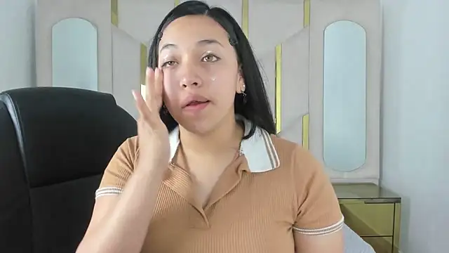 IsabellRodriguez18 online show from September 18, 3:16 am