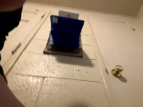 kAyLa gUrL online show from February 3, 2:53 am