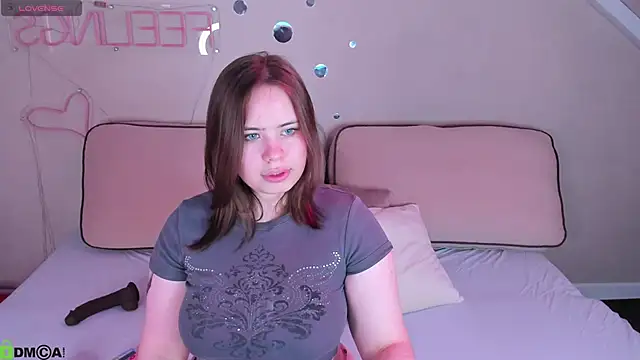 EricaElliott online show from October 17, 9:56 am