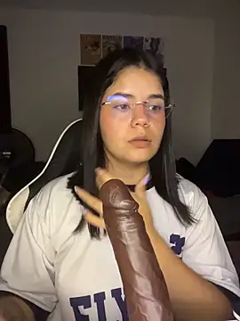 pretty angela1 online show from March 15, 2:35 am