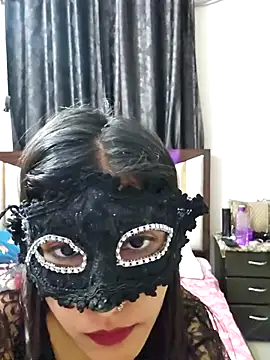 Hot palak  online show from April 5, 5:23 pm