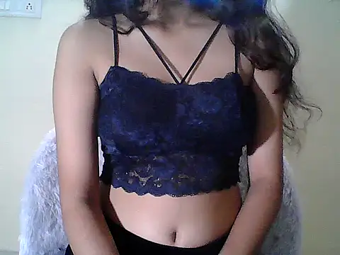 Naughty Nayra online show from September 17, 6:50 pm