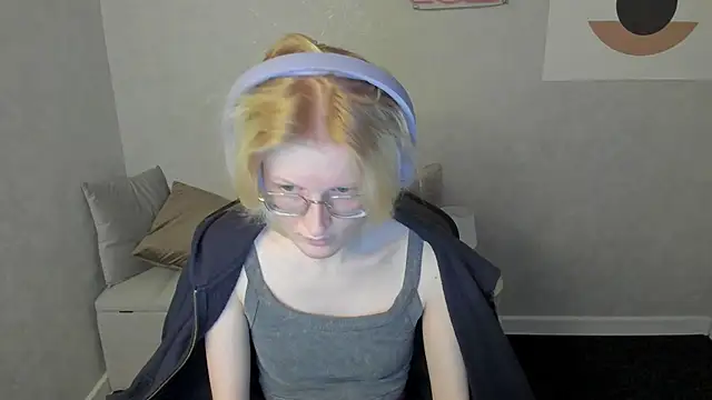 ElizabethHarpper online show from September 14, 8:12 am