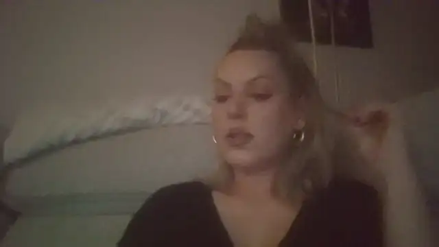 Gigi-Honey online show from October 11, 8:55 pm