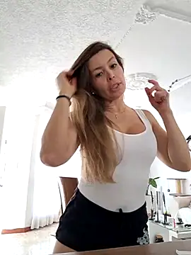 karina warthon online show from October 23, 5:41 pm