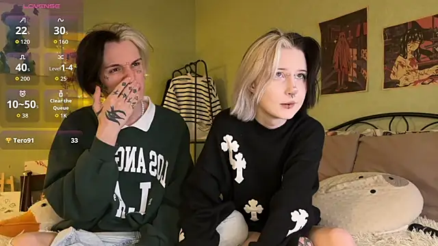 VeryRare TwinS online show from October 12, 11:18 pm