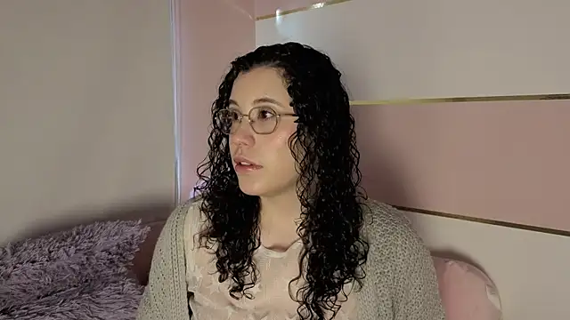 Charlotte  Miller online show from November 10, 11:38 am