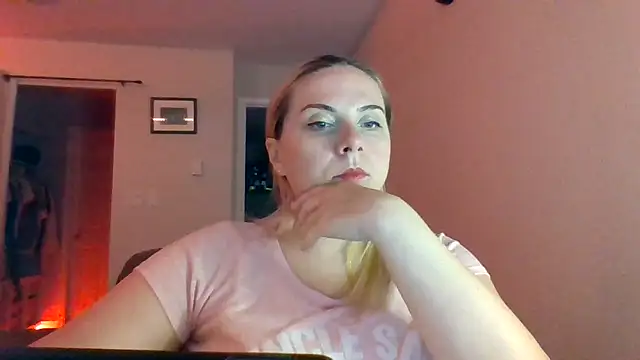 HappyIva online show from September 19, 6:45 am