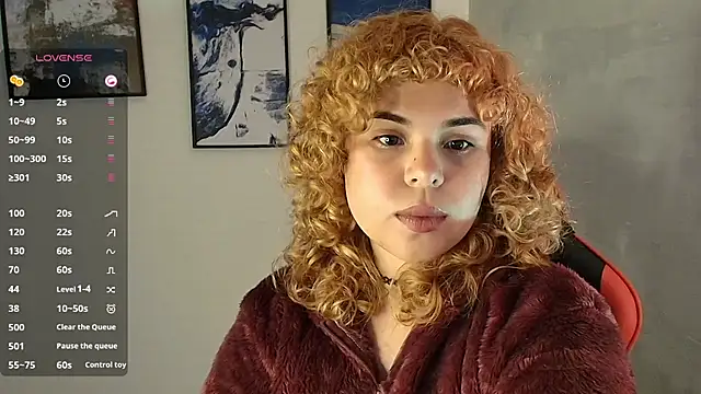 stellaallen24 online show from December 16, 11:32 pm