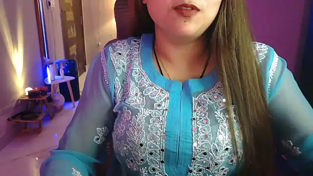 Mitikaa online show from April 10, 1:28 pm