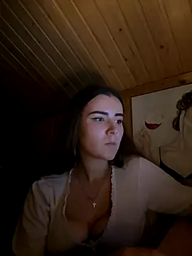 mewKate online show from October 14, 6:43 pm