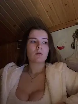 mewKate online show from February 4, 5:38 pm