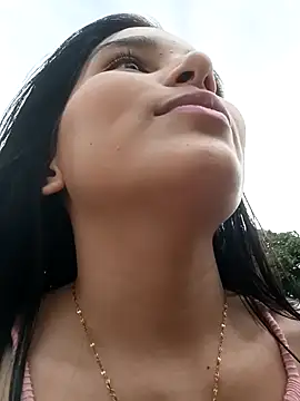 the queen of street online show from October 12, 9:28 pm