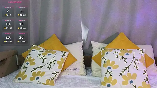 Harleen Moore online show from September 22, 2:32 am