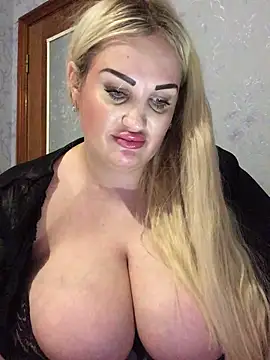 VikiiStoun online show from March 18, 8:03 pm