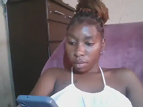 Hotdaily04 online show from October 9, 9:24 am