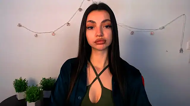 Lexi Jous online show from March 28, 2:05 pm