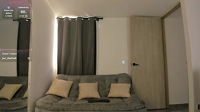 Jullya x online show from March 11, 7:49 pm