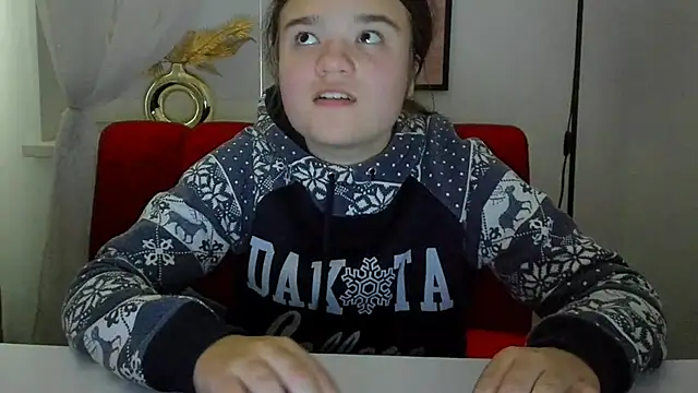 AdeleCruz online show from January 17, 1:40 pm