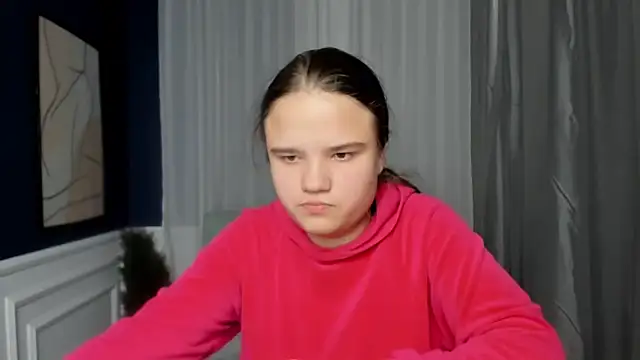 AdeleCruz online show from January 7, 1:03 pm