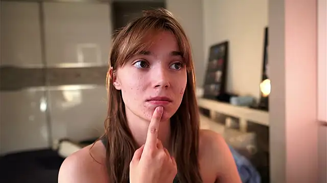 ileanacampbe online show from September 24, 4:44 am