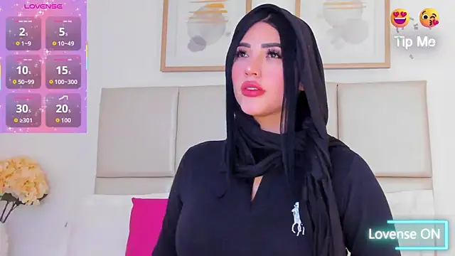 taylorsmiiith  online show from March 17, 7:18 pm