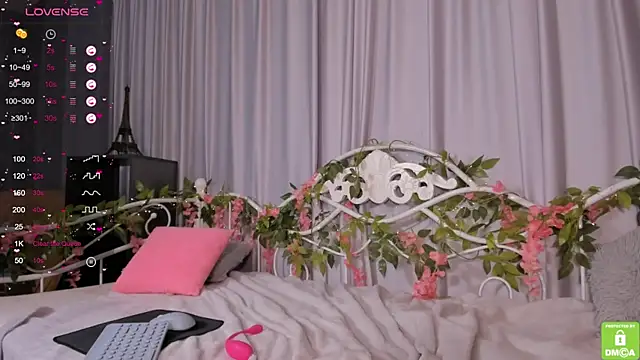 Amelia skyy online show from October 24, 4:52 am