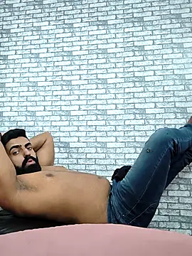 moustache72 online show from February 10, 6:22 pm