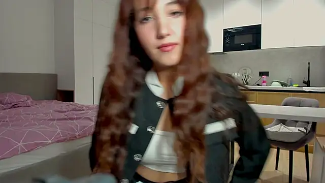 anna elfi online show from September 9, 5:13 pm