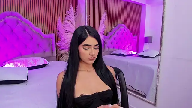 BellaaStorm online show from December 19, 4:59 am