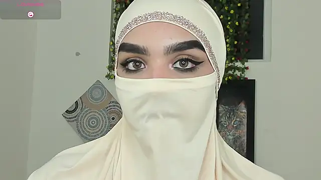 Maissa Alabi online show from October 11, 6:43 pm