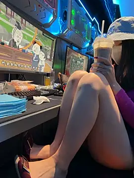 nainai2002 online show from December 18, 12:54 pm