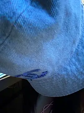 nainai2002 online show from December 2, 2:52 pm