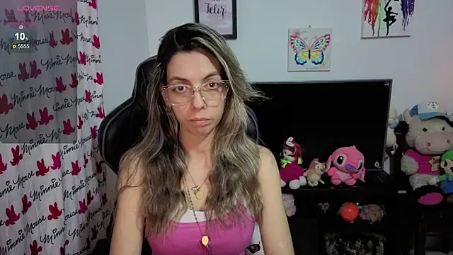 Princezzlove3 online show from October 2, 2:16 am