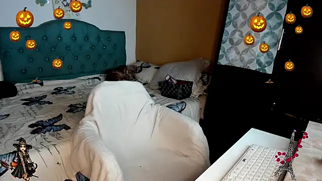 nataparis online show from October 3, 12:49 am