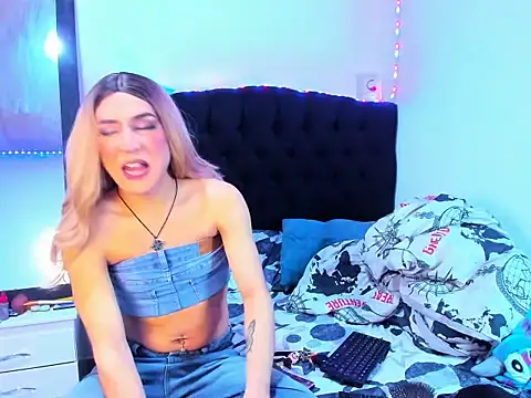 Georgina Giio online show from October 2, 7:13 am